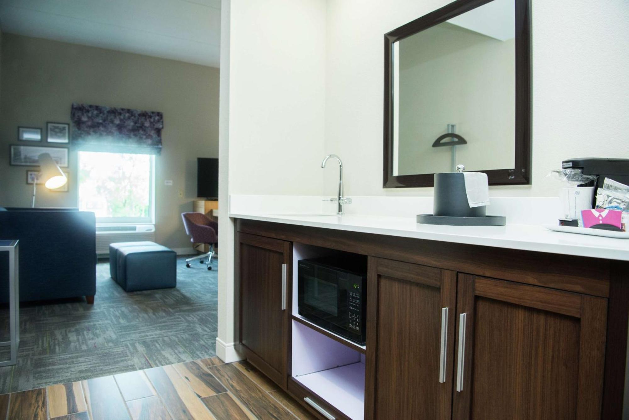Hampton Inn & Suites Warrington Horsham Esterno foto