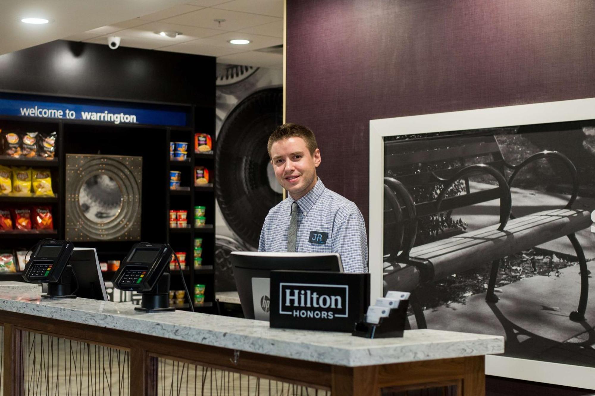 Hampton Inn & Suites Warrington Horsham Esterno foto